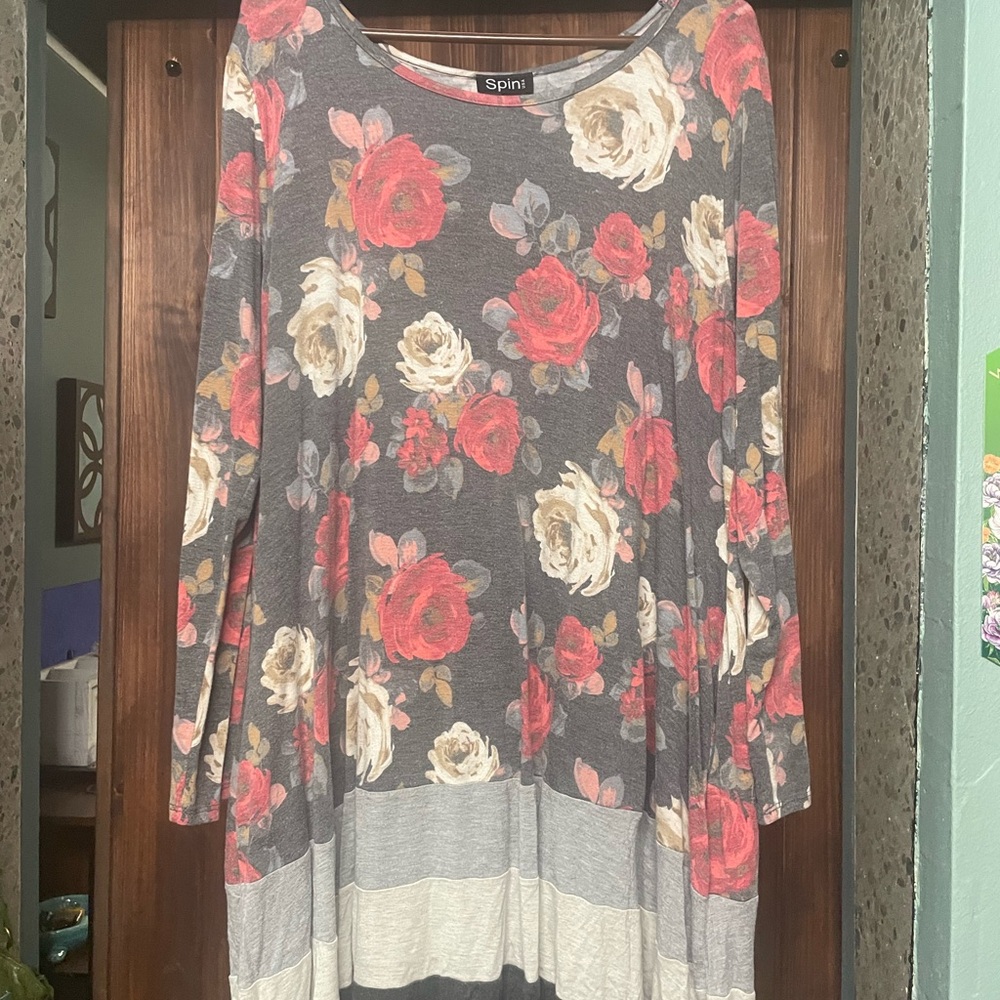 Spin Floral Long Sleeve Top